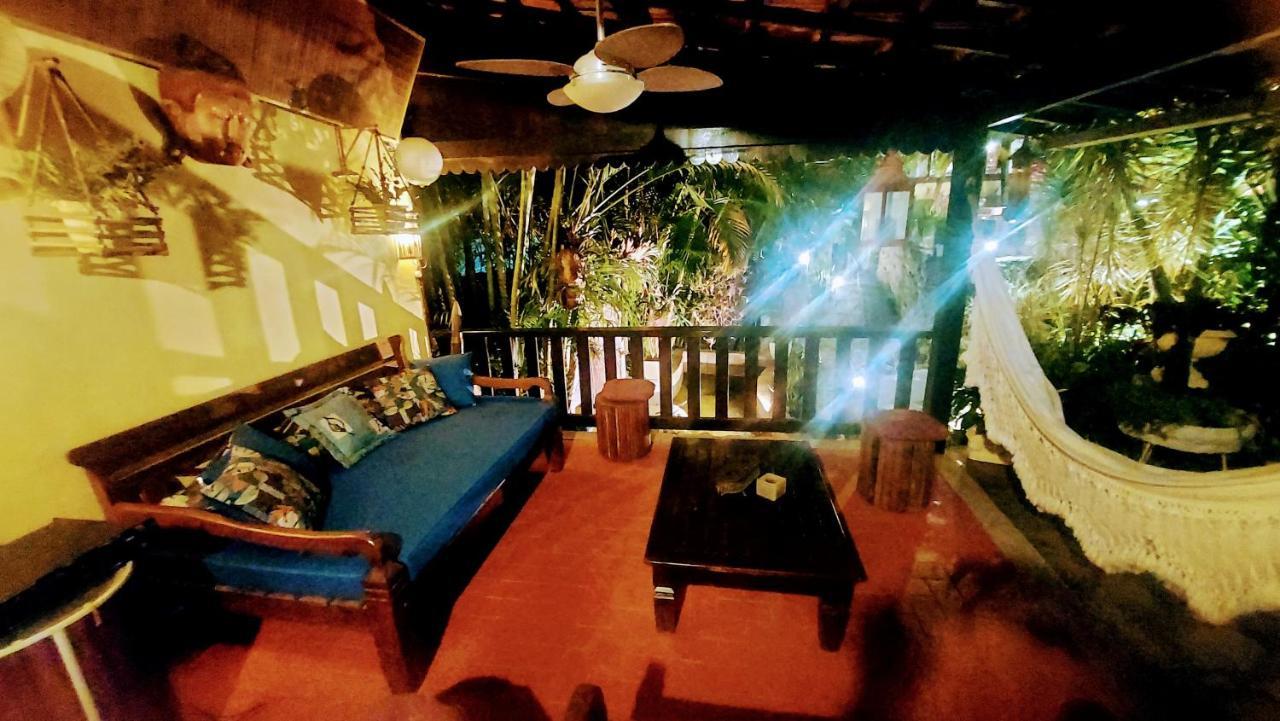 3 Palmeiras Guest Lounge มิเกลเปเรรา ภายนอก รูปภาพ